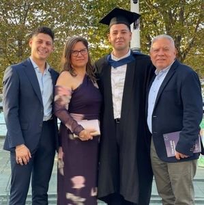 Meet your Posher, Daniel